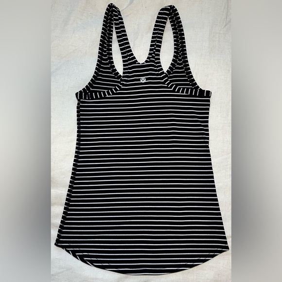 Lululemon tank top - Picture 2 of 3